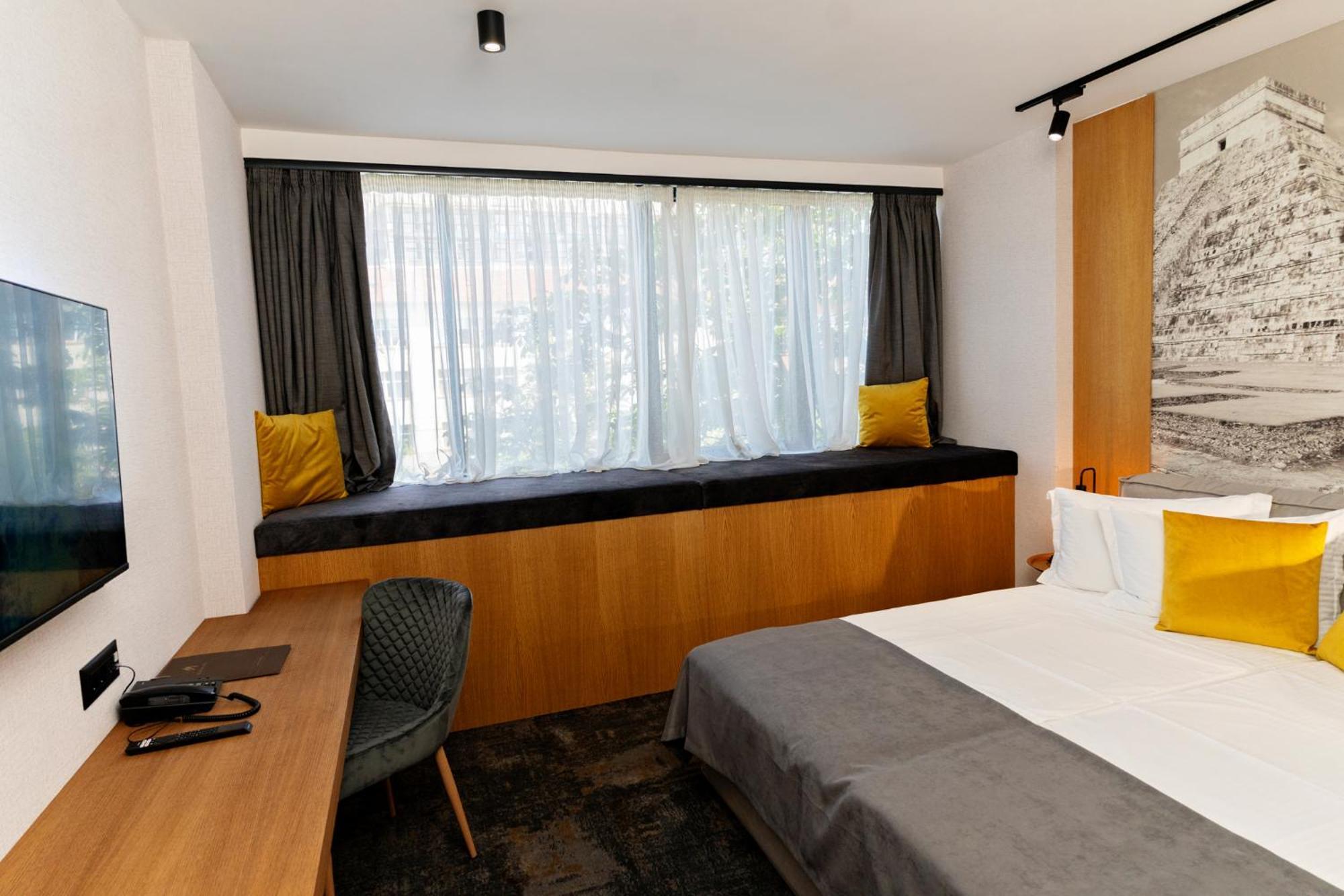 Mm Boutique Hotel Burgas City Exterior foto